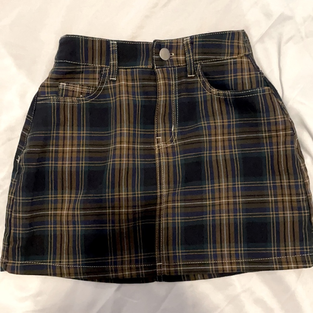 High-rise mini skirt